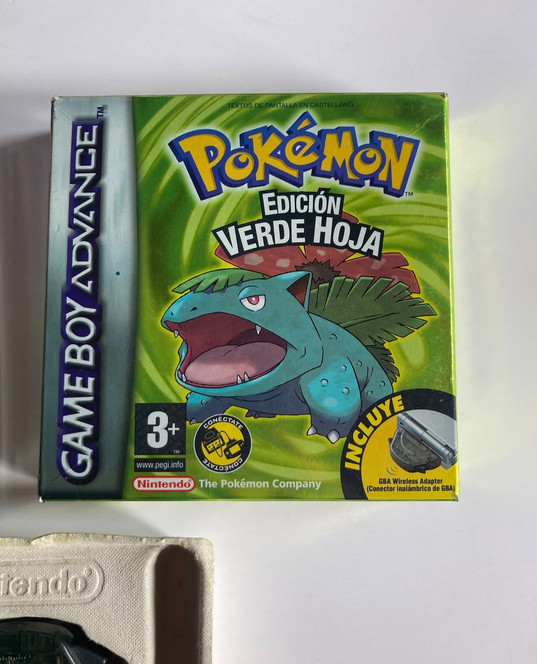 Pokemon Verde Hoja con caja