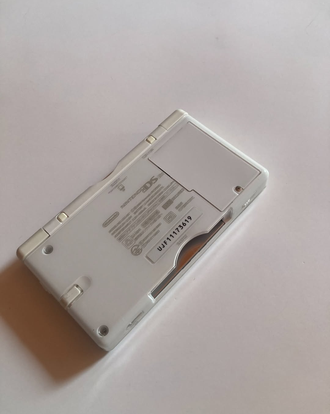 Nintendo DS lite